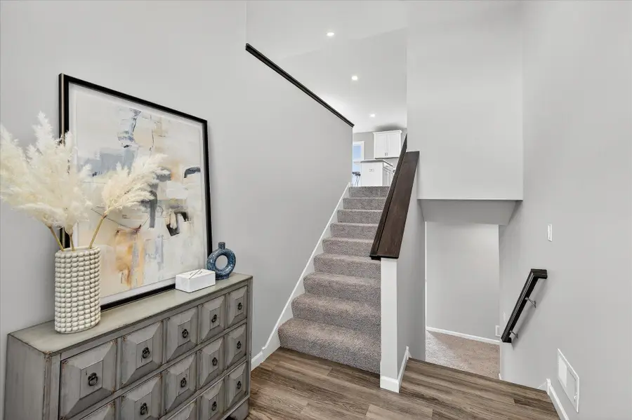 1404 Woods Road Ne, Isanti, MN 55040 - #2