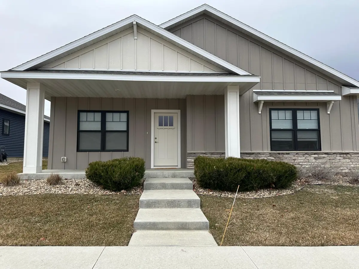 5683 Harvest Moon Boulevard Nw, Rochester, MN 55901 - #1