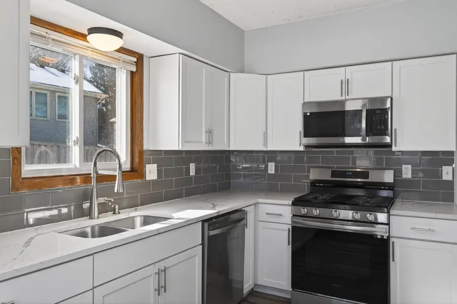 2810 Hillvale Trail, Oakdale, MN 55128 - #3