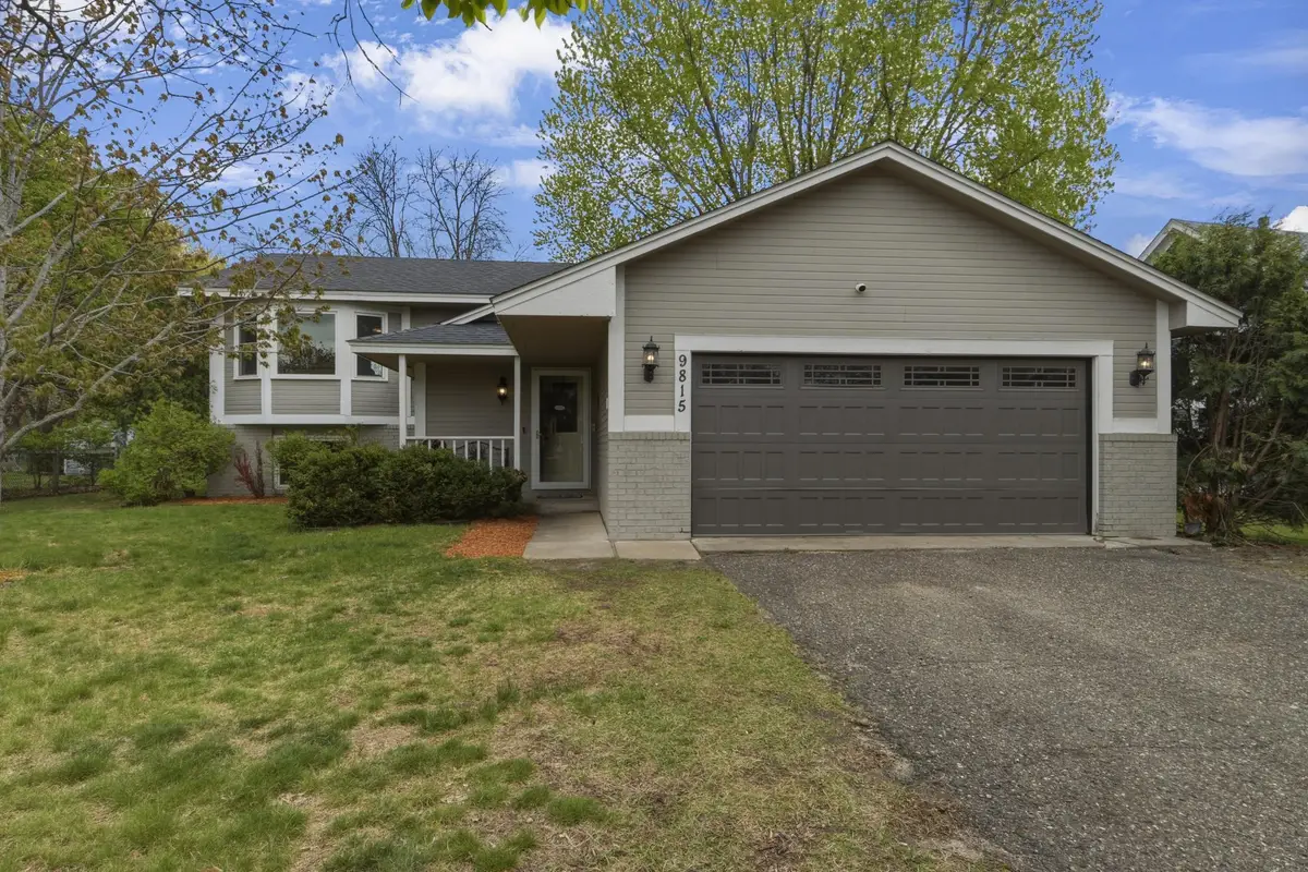9815 Larch Street Nw, Coon Rapids, MN 55433 - #1