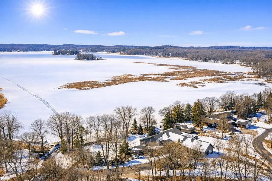 4691 Lakeview Drive, Cushing, MN 56443 - #2