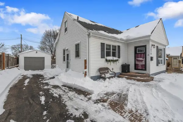 7516 North Street, Saint Louis Park, MN 55426