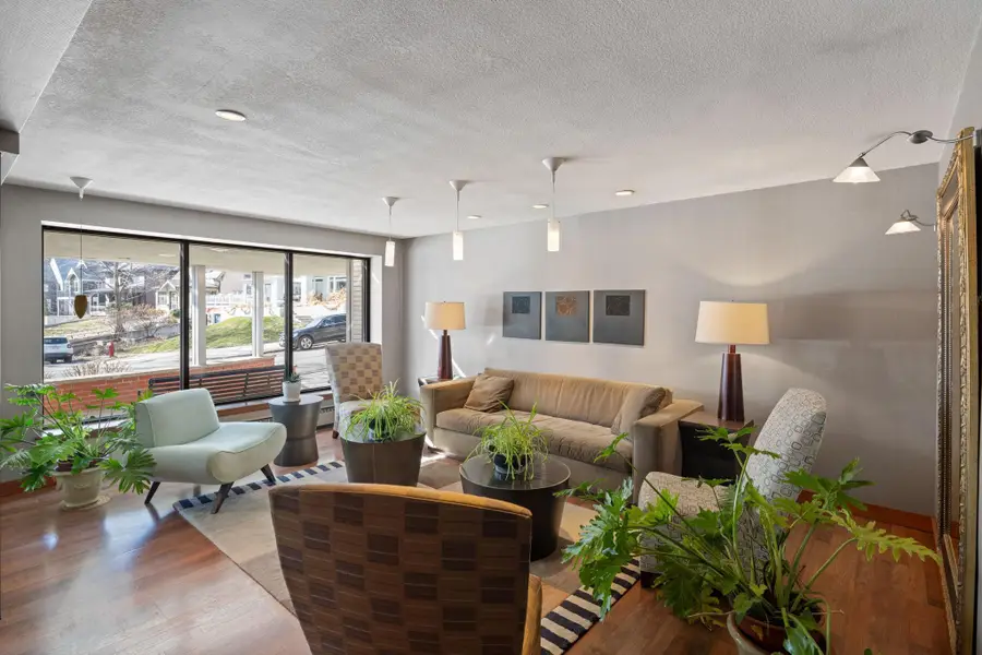 2700 W 44th Street #302, Minneapolis, MN 55410 - #2