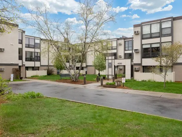 4530 Park Commons Drive #123, Saint Louis Park, MN 55416