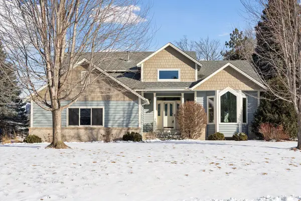 1507 Arden Vista Court, Arden Hills, MN 55112