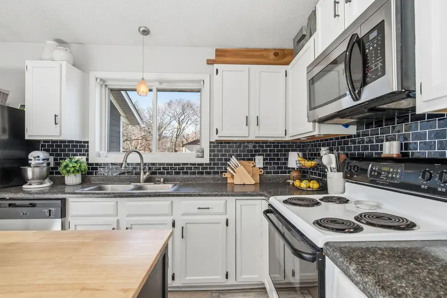 1066 Tiffany Place, Eagan, MN 55123 - #3