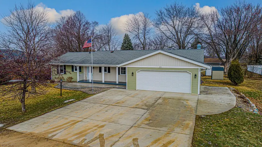 105 Kaukis Drive, Le Sueur, MN 56058 - #2