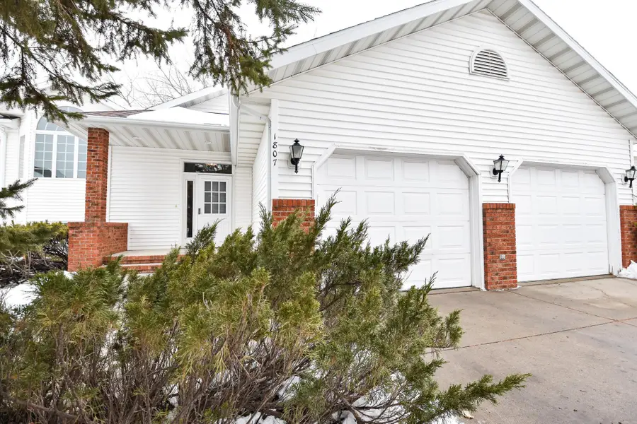 1807 33rd Street S, Moorhead, MN 56560 - #2