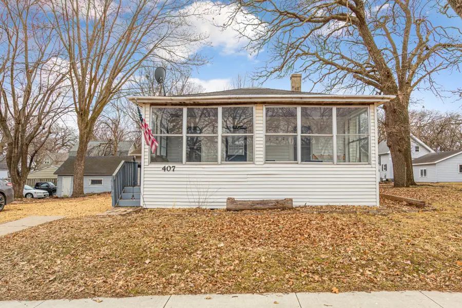 407 3rd Street Ne, Waseca, MN 56093 - #3