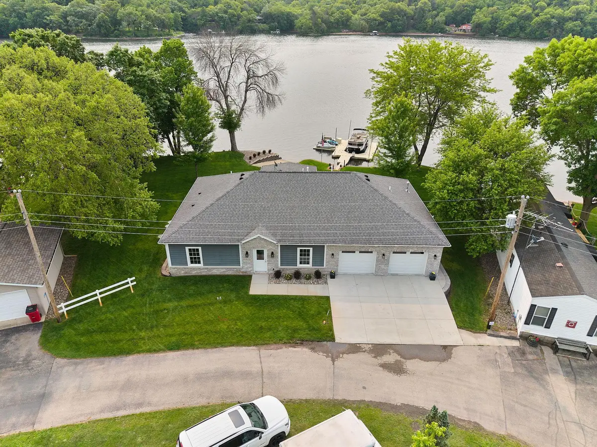 56814 402nd Avenue, Mazeppa, MN 55956 - #1