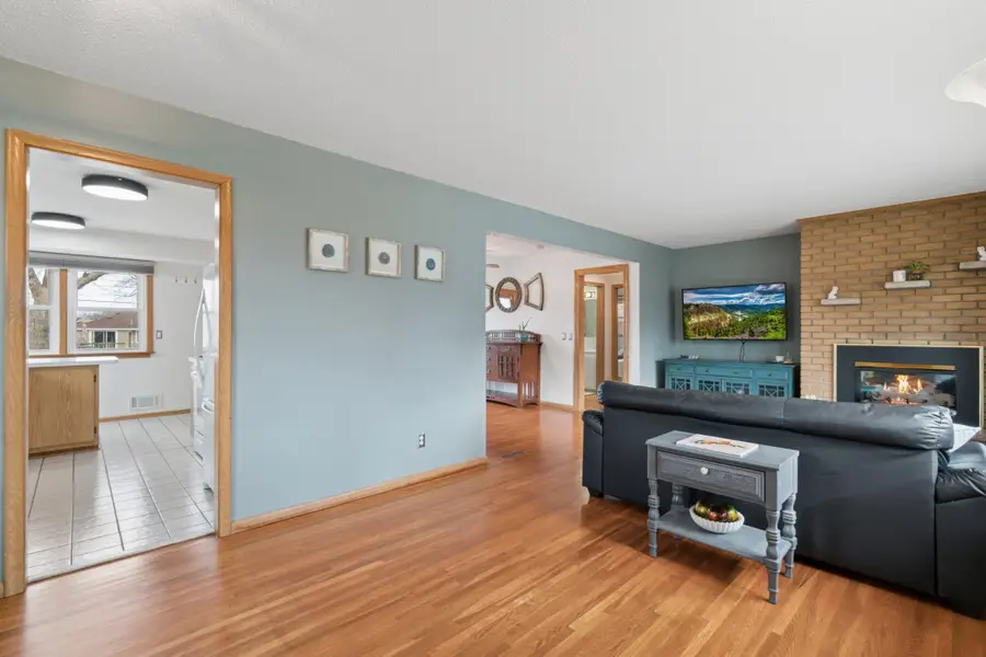 4920 Monroe Street Ne, Columbia Heights, MN 55421 - #2