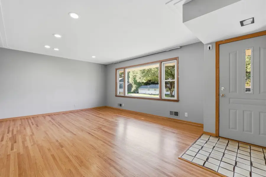 5300 Circle Down, Golden Valley, MN 55416 - #3