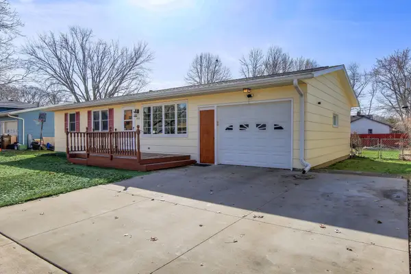 909 14th Street W, Hastings, MN 55033