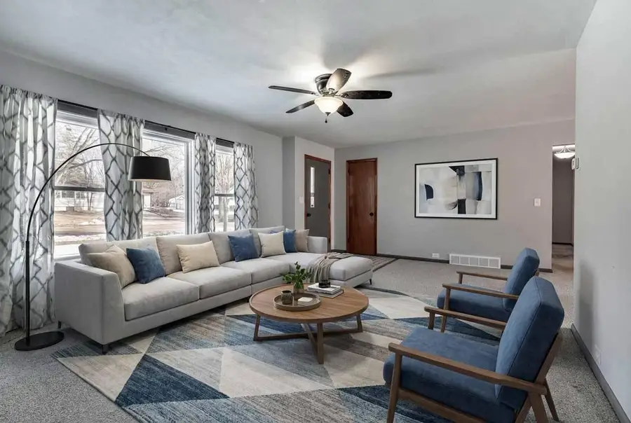 729 W Birch Avenue, Fergus Falls, MN 56537 - #2