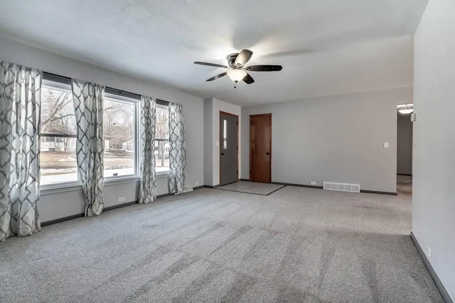 729 W Birch Avenue, Fergus Falls, MN 56537 - #3