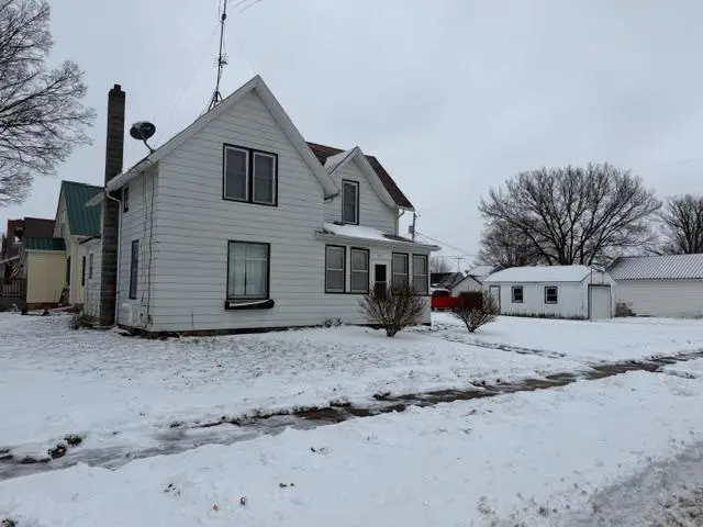 215 W Fillmore Avenue, Mabel, MN 55954 - #1