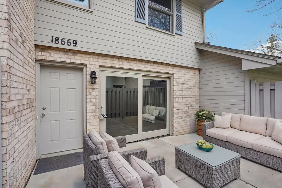 18669 Clear View Court, Minnetonka, MN 55345 - #2
