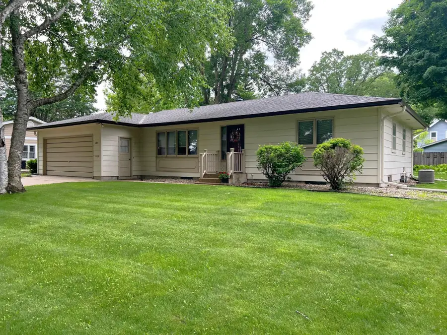 1804 7th Street Sw, Willmar, MN 56201 - #2