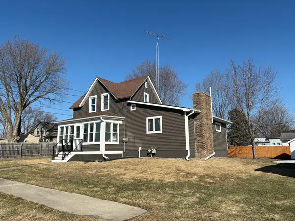 35 3rd Street Se, Plainview, MN 55964