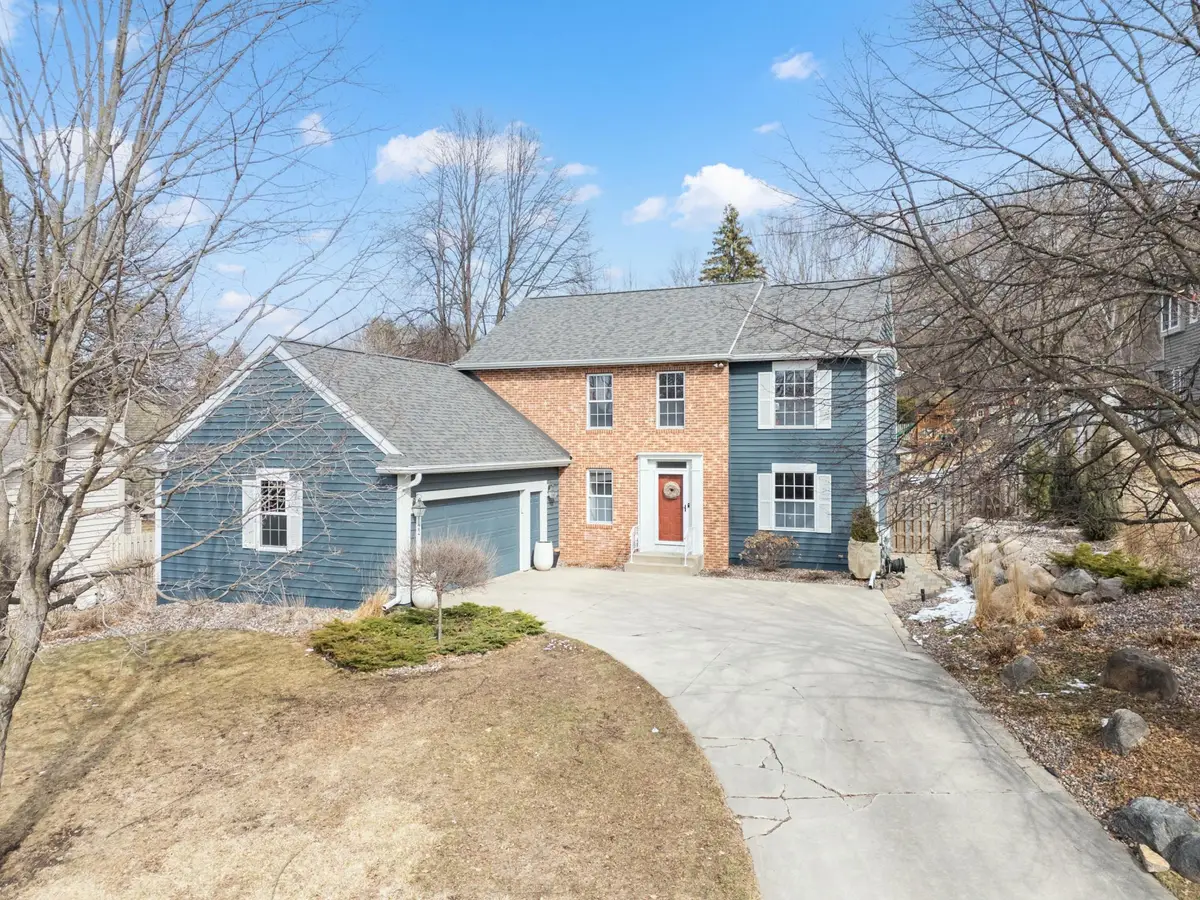 1122 Foxcroft Lane Sw, Rochester, MN 55902 - #1