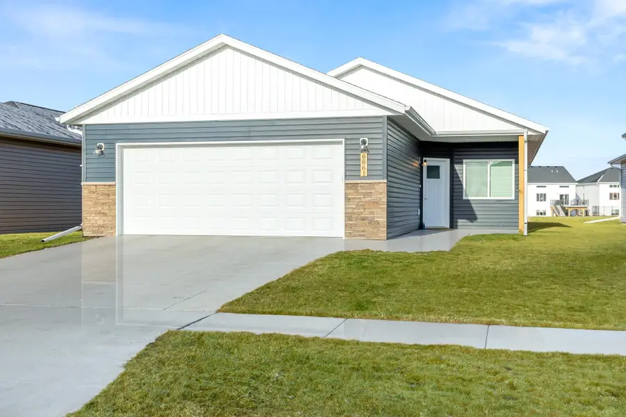 6861 67th Street S, Horace, ND 58047 - #2