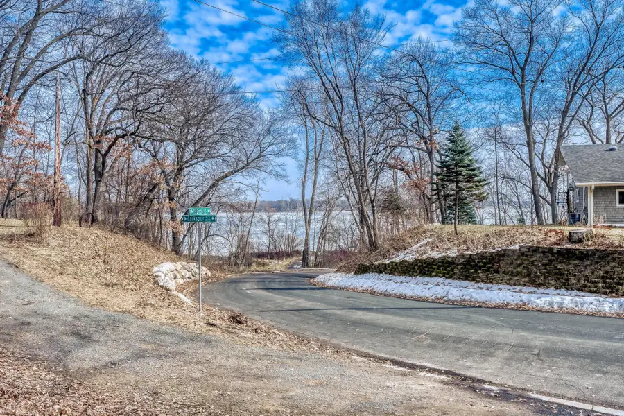 19230 Larkspur Avenue N, Marine On Saint Croix, MN 55047 - #2