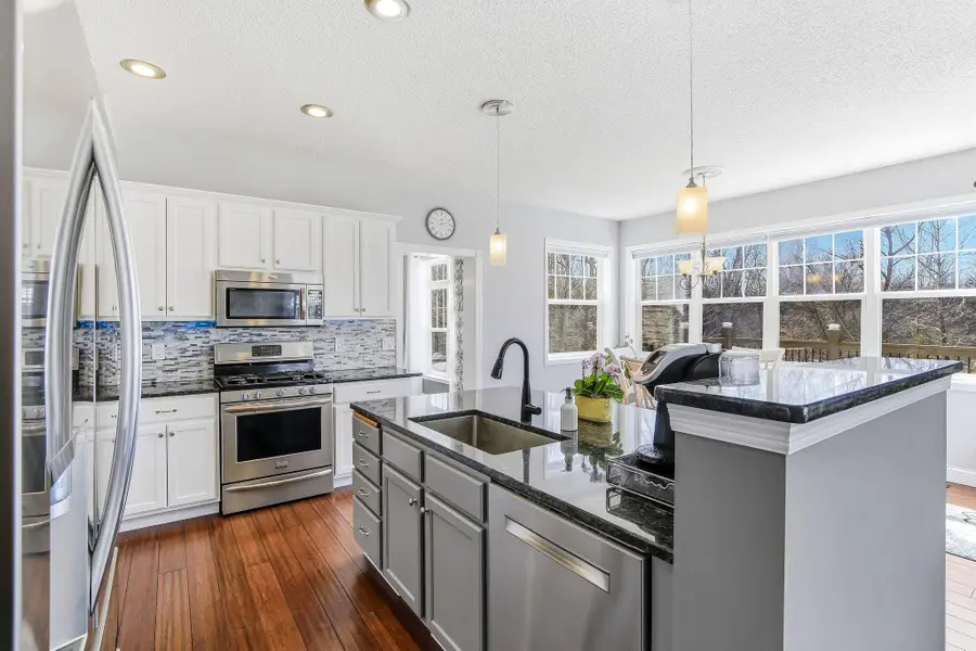 18883 95th Avenue N, Maple Grove, MN 55311 - #2