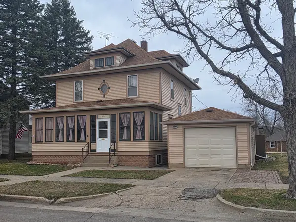 412 3rd Street, Kenyon, MN 55946