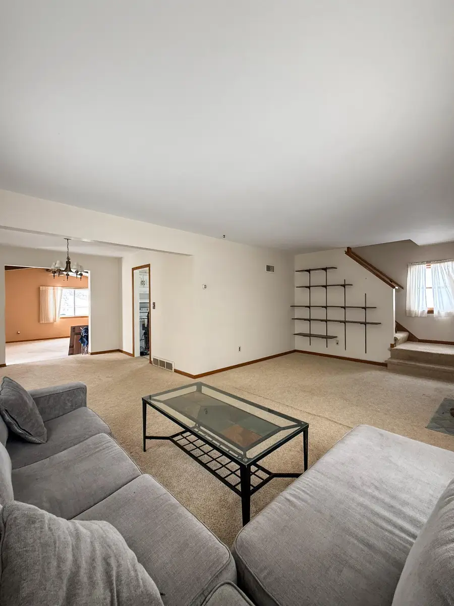 1913 6th Avenue Ne, Austin, MN 55912 - #3