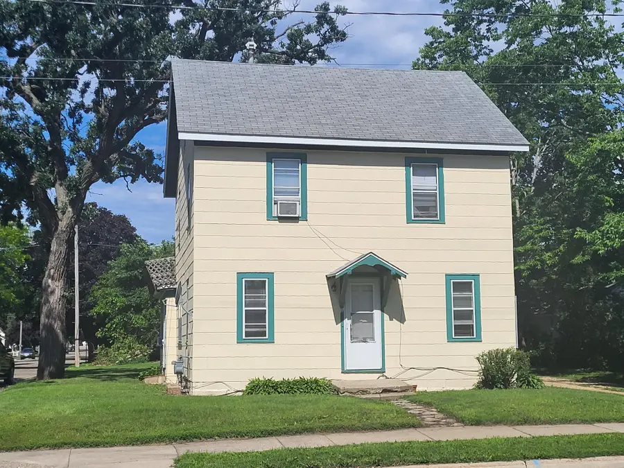 610 8th Street Sw, Austin, MN 55912 - #3