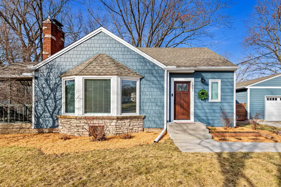 1801 Chatsworth Street N, Roseville, MN 55113 - #2