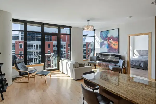 215 10th Avenue S #703, Minneapolis, MN 55415