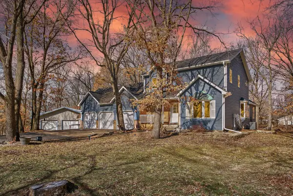 21169 York Street Nw, Elk River, MN 55330