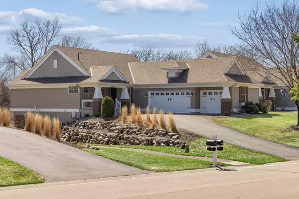 9773 Wedgewood Circle, Woodbury, MN 55125