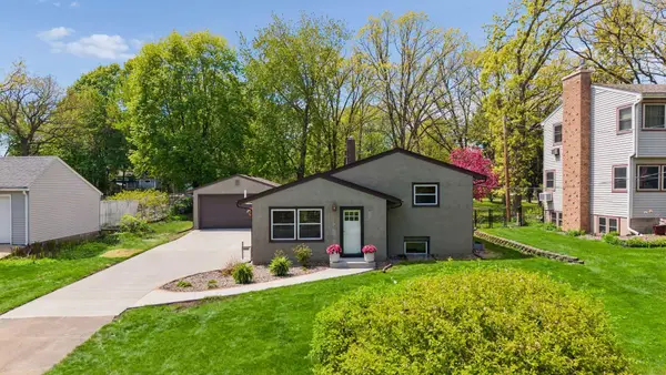 2590 Arbor Drive, White Bear Lake, MN 55110