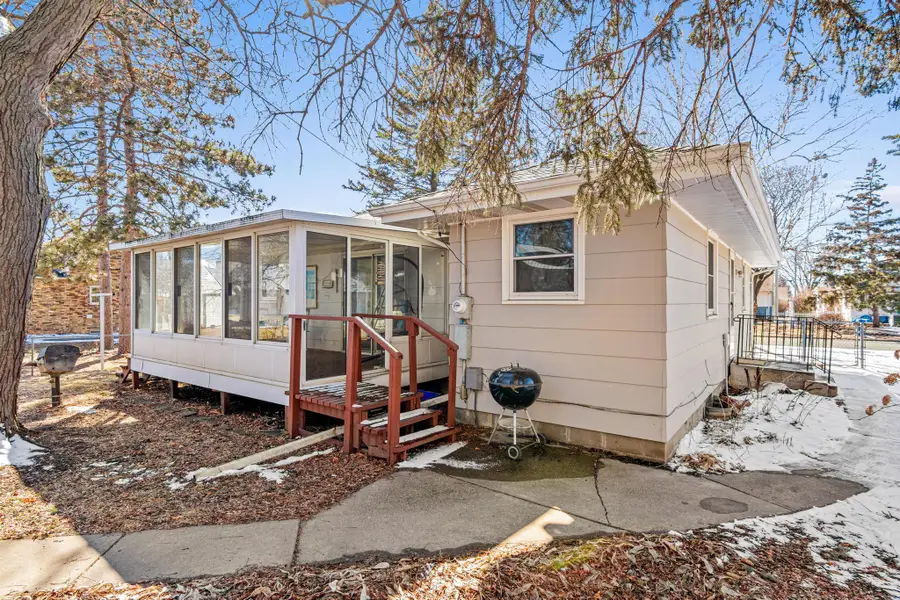 3923 2nd Street Ne, Minneapolis, MN 55421 - #3