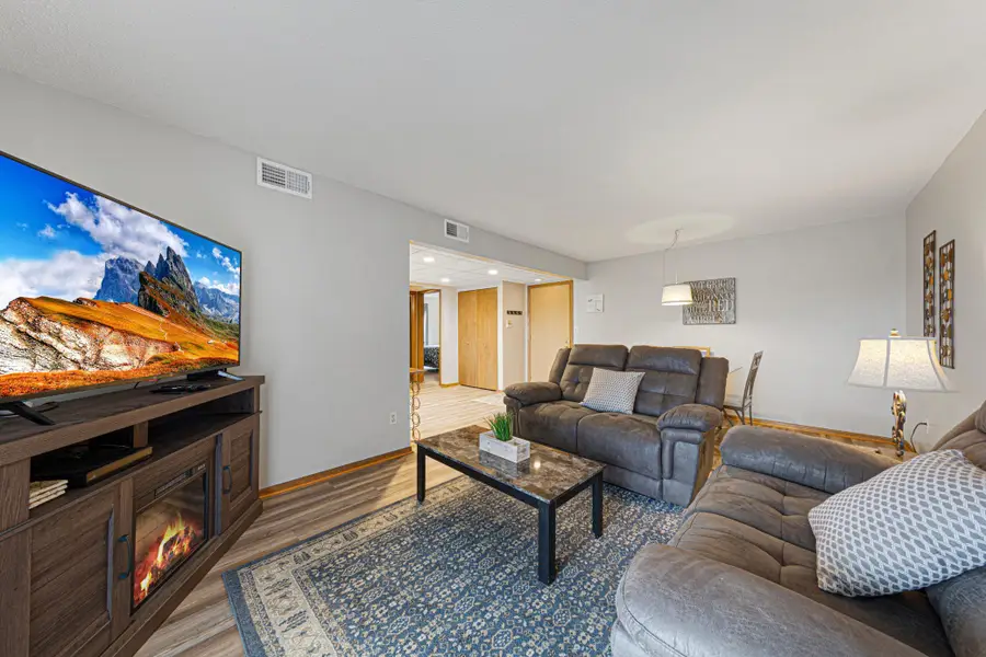 607 19th Street Nw #25, Rochester, MN 55901 - #2