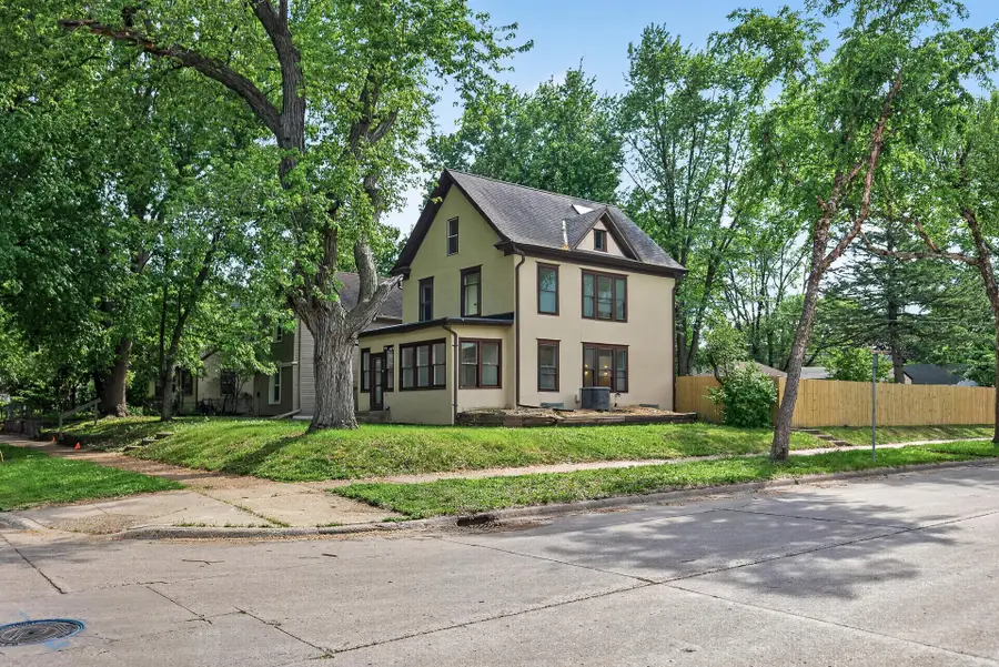 2900 30th Avenue S, Minneapolis, MN 55406 - #3