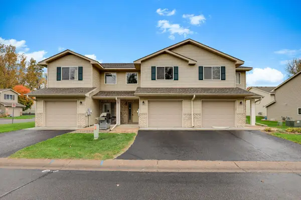 6372 13th Street N, Oakdale, MN 55128