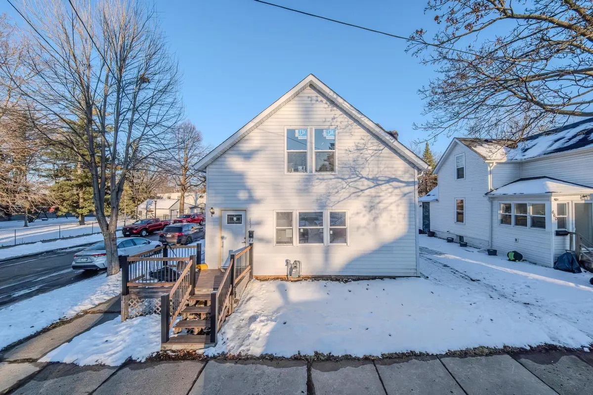 654 Winslow Avenue, Saint Paul, MN 55107 - #1