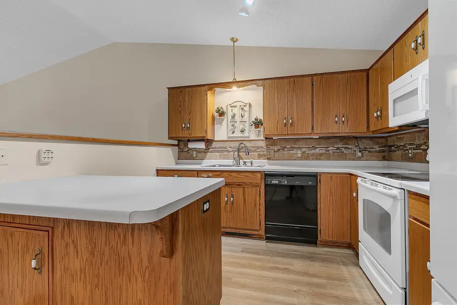 1355 Rum River Court #6, Milaca, MN 56353 - #3