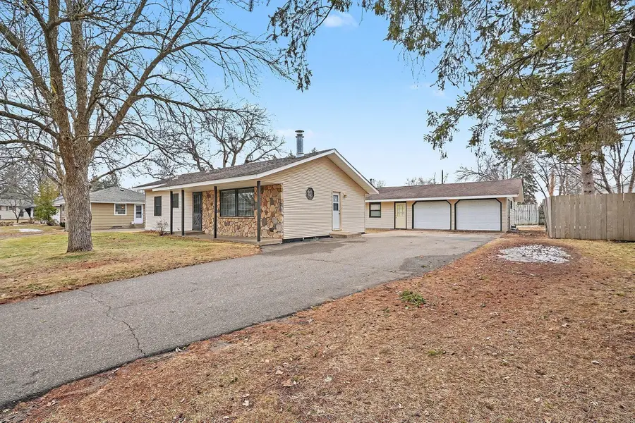 2240 113th Avenue Nw, Coon Rapids, MN 55433 - #2