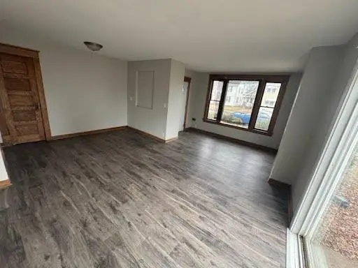 216 5th Avenue S, South Saint Paul, MN 55075 - #3