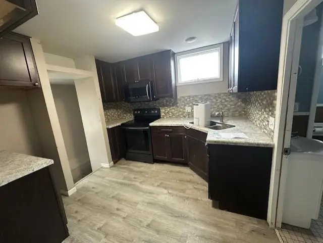 227 E 10th Street, Winona, MN 55987 - #2