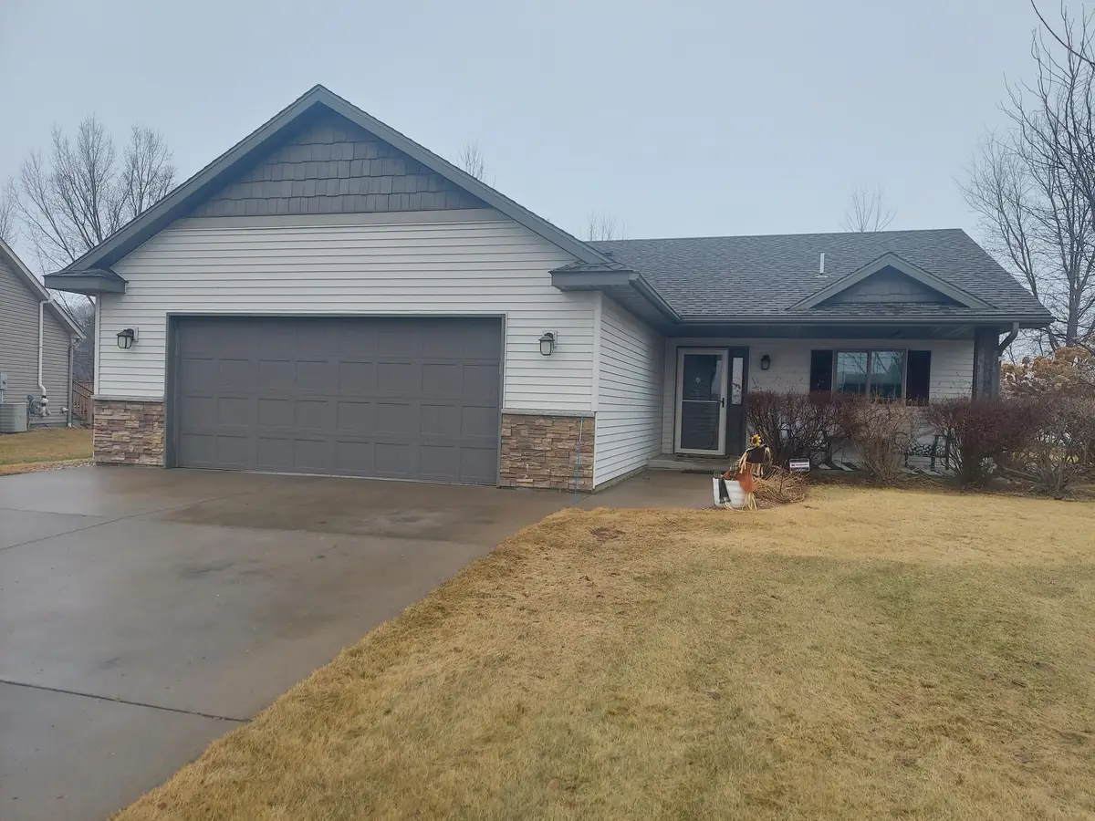 2084 Sandstone Loop N, Sartell, MN 56377 - #1
