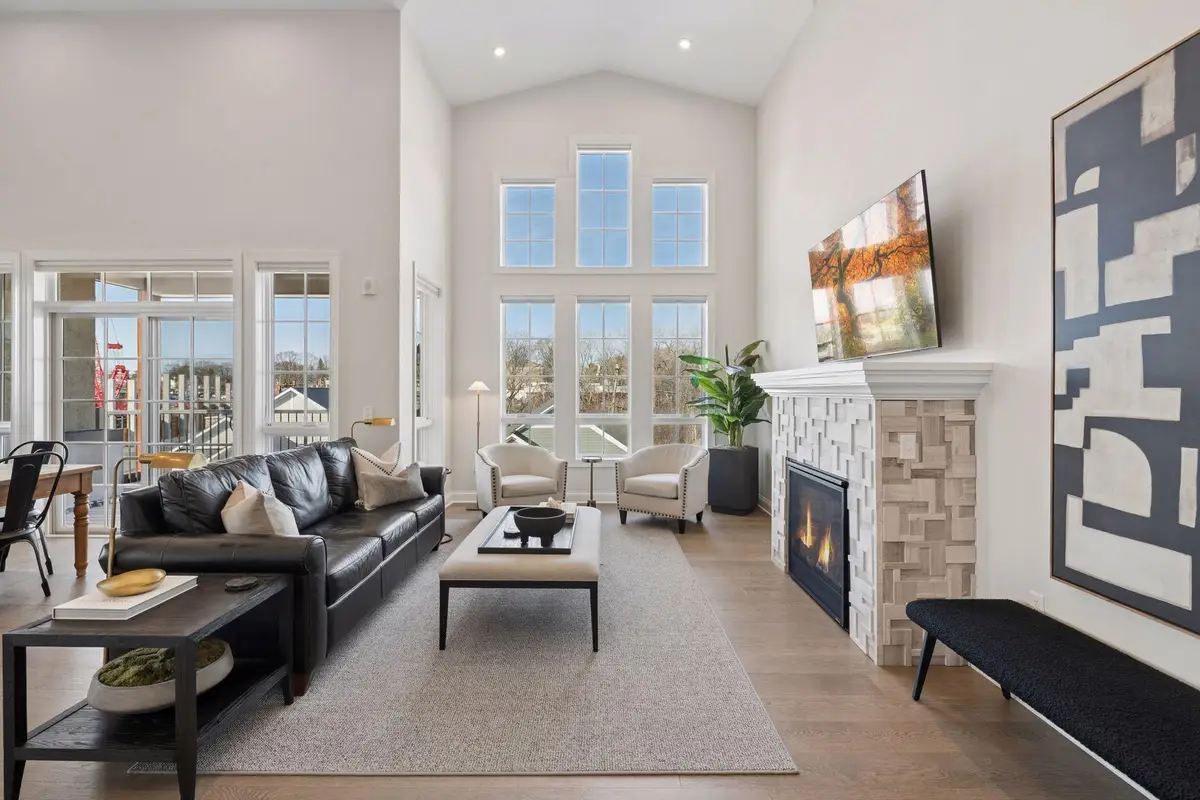 4901 Hawthorne Court #301, Edina, MN 55436 - #1