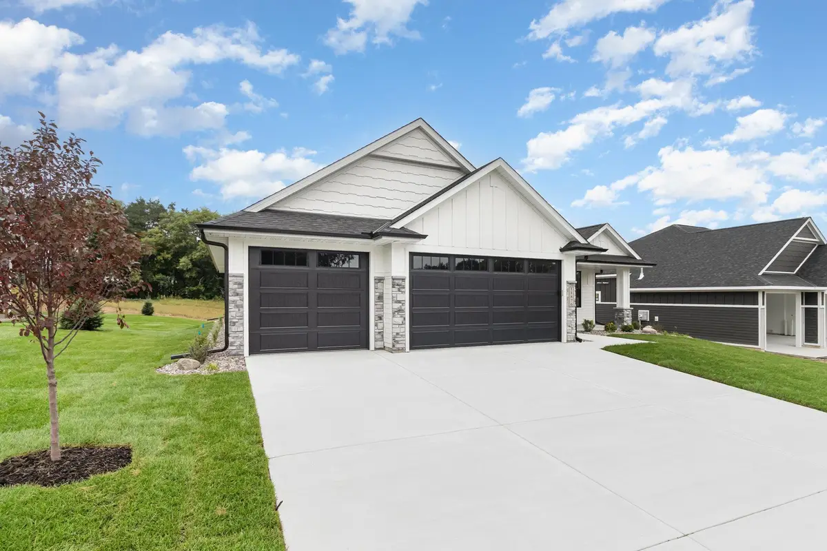 11876 38th Place Ne, Saint Michael, MN 55376 - #1