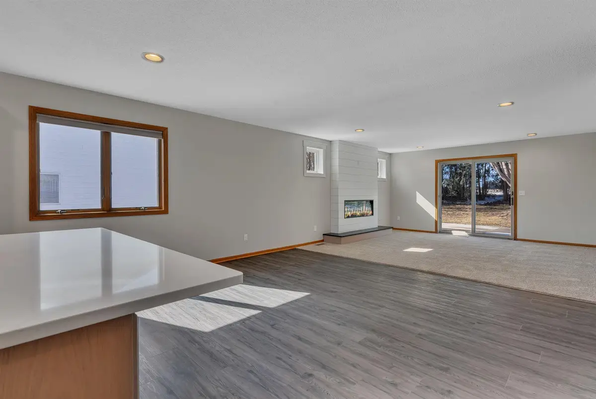 2608 10th Street Sw, Willmar, MN 56201 - #1