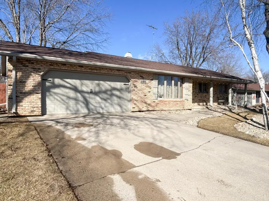 1166 Maplewood Drive, Worthington, MN 56187 - #2