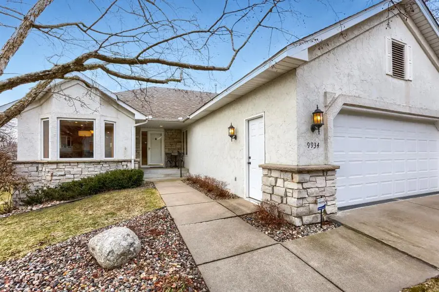 9934 Old Wagon Trail, Eden Prairie, MN 55347 - #3